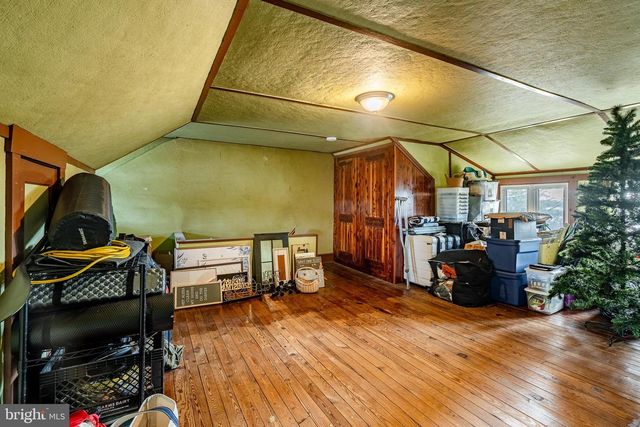 36 FAIRVIEW ST, Boyertown, PA 19512