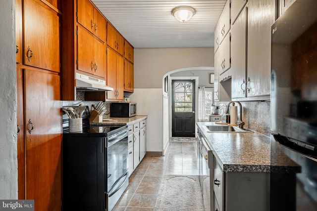 36 FAIRVIEW ST, Boyertown, PA 19512