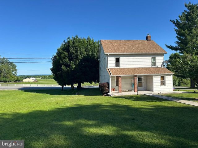 1995 HANOVER PIKE, Hanover, PA 17331