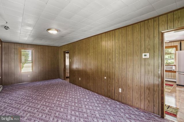 1995 HANOVER PIKE, Hanover, PA 17331