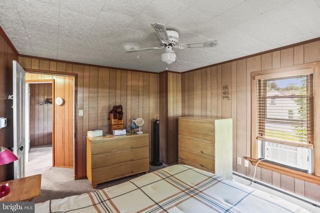 1995 HANOVER PIKE, Hanover, PA 17331