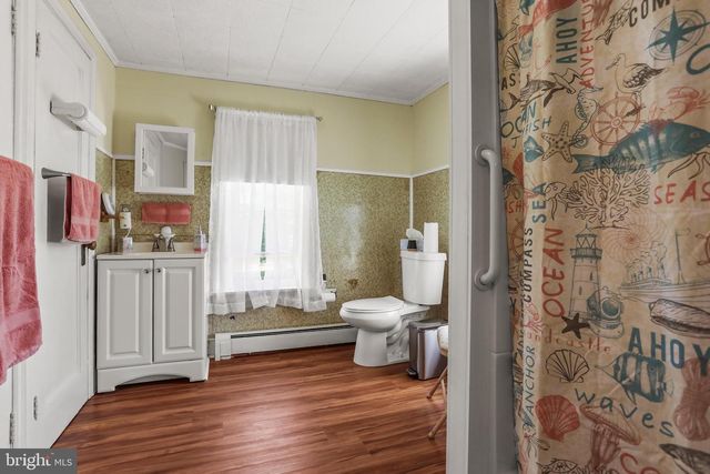 1995 HANOVER PIKE, Hanover, PA 17331