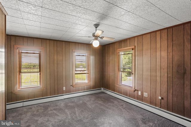 1995 HANOVER PIKE, Hanover, PA 17331