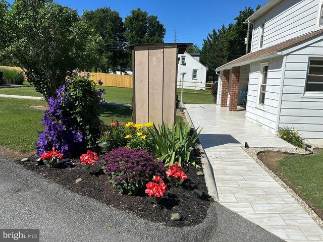 1995 HANOVER PIKE, Hanover, PA 17331