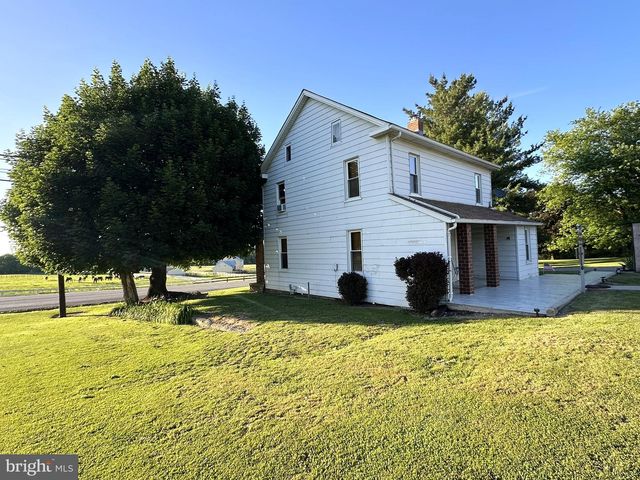 1995 HANOVER PIKE, Hanover, PA 17331