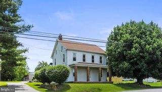 1995 HANOVER PIKE, Hanover, PA 17331