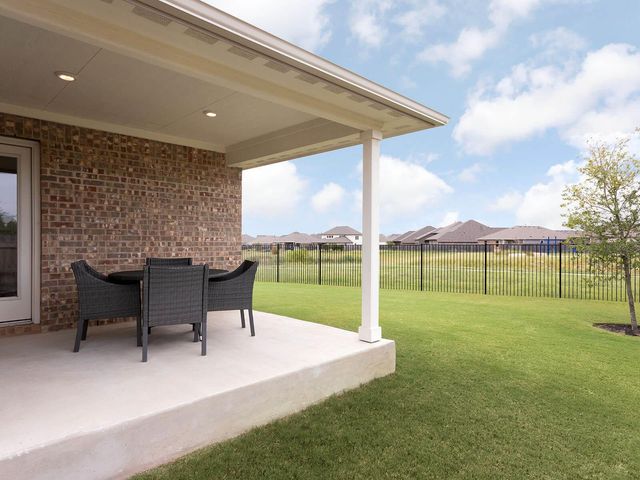 220 Red Tail Hawk LN, Alum Creek, TX 78612