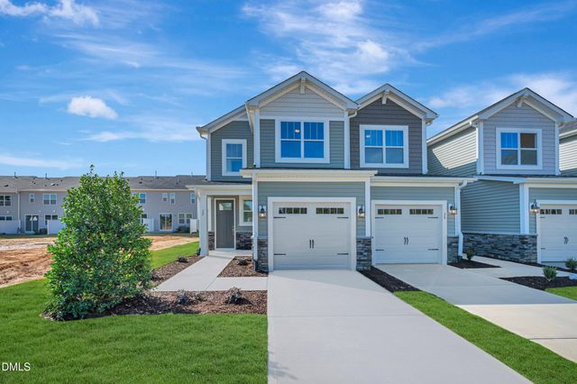 32 Serpens Drive 220, Angier, NC 27501