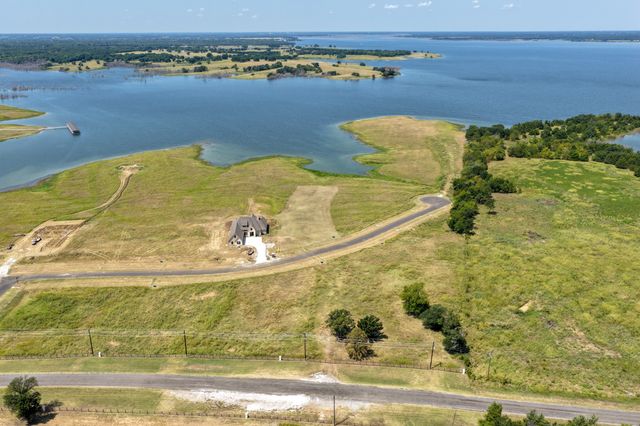571 Lakeshore Terrace, Windom, TX 75492