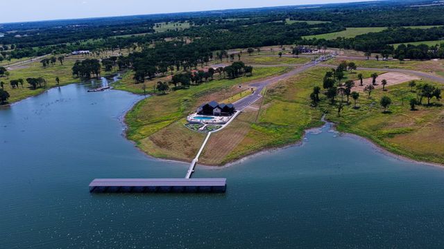 571 Lakeshore Terrace, Windom, TX 75492