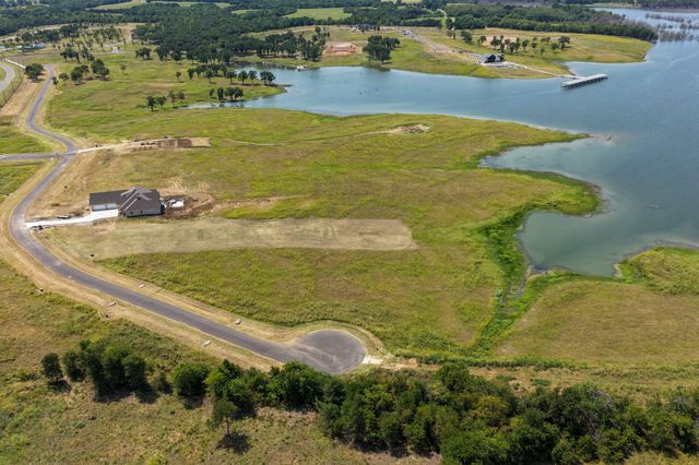 571 Lakeshore Terrace, Windom, TX 75492