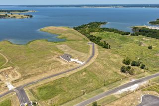 571 Lakeshore Terrace, Windom, TX 75492