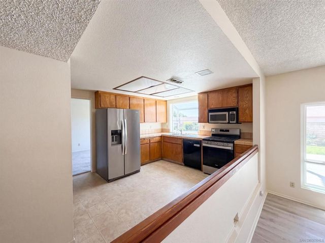 8949 Corte Pellejo, Spring Valley, CA 91977