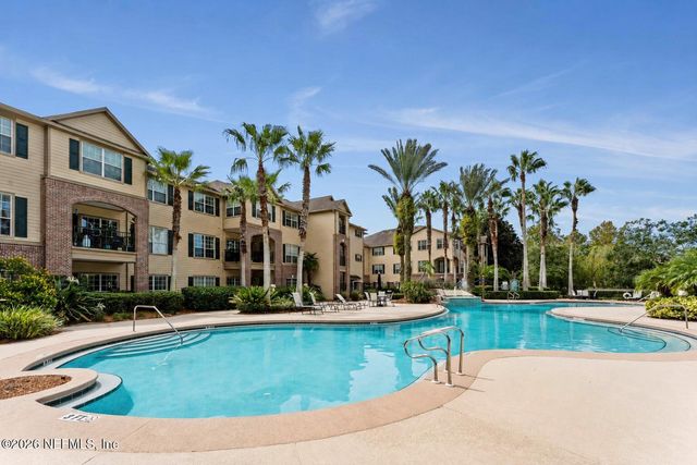 7800 POINT MEADOWS Drive 1514, Jacksonville, FL 32256
