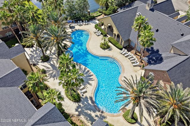 7800 POINT MEADOWS Drive 1514, Jacksonville, FL 32256