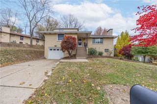 533 7th St, New Kensington, PA 15068