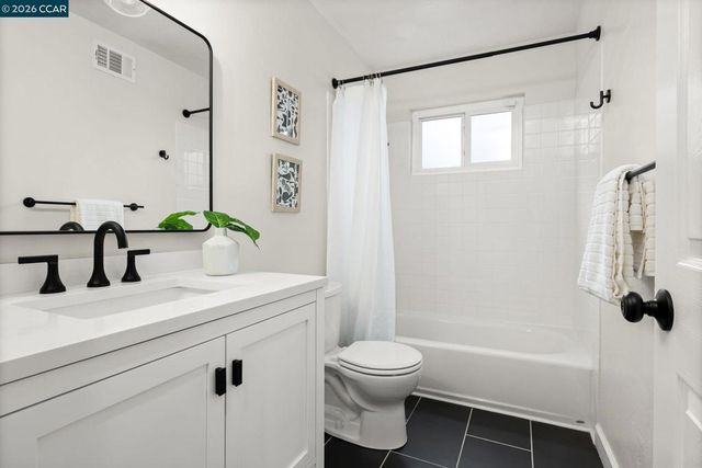 1765 1765 Glazier Dr, Concord, CA 94521