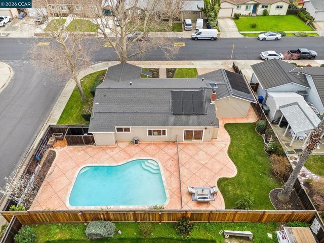 1765 1765 Glazier Dr, Concord, CA 94521
