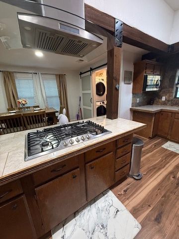 906 Griffith Avenue, Terrell, TX 75160