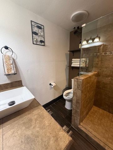 906 Griffith Avenue, Terrell, TX 75160