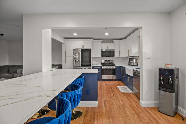 2967 W 20th Avenue, Gary, IN 46404