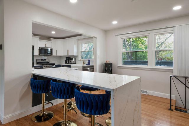 2967 W 20th Avenue, Gary, IN 46404