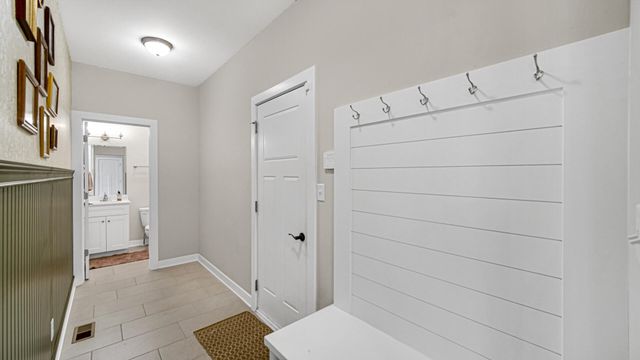 41 Elderberry Lane, Valparaiso, IN 46383
