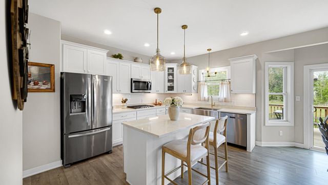 41 Elderberry Lane, Valparaiso, IN 46383