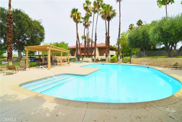 2857 N Los Felices 110, Palm Springs, CA 92262