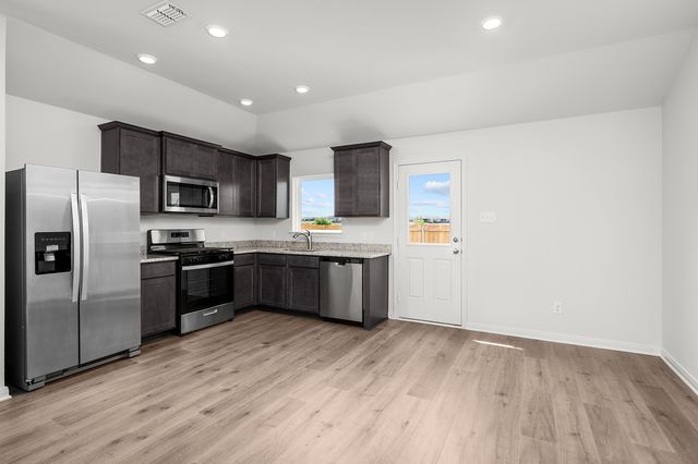 8412 White Wolf Trail, Ponder, TX 76259