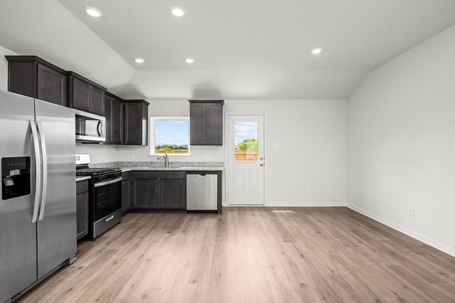 8412 White Wolf Trail, Ponder, TX 76259