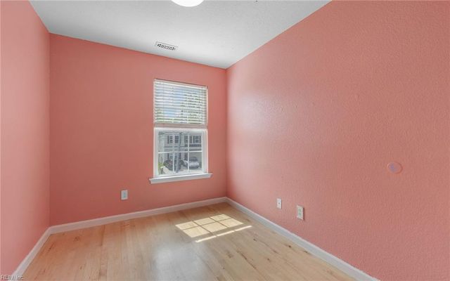 6214 Freeman AVE, Suffolk, VA 23435