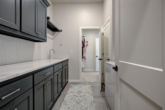 1408 Paseo Bridge Court, Edmond, OK 73034