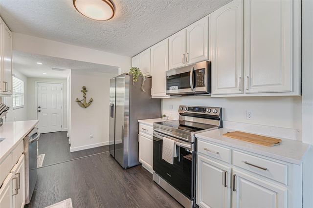 4651 22ND AVENUE N, St Petersburg, FL 33713