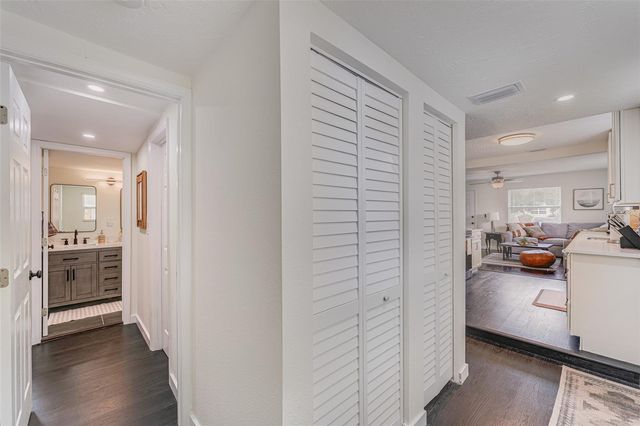 4651 22ND AVENUE N, St Petersburg, FL 33713