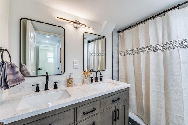 4651 22ND AVENUE N, St Petersburg, FL 33713