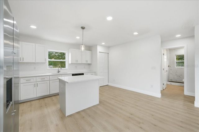 4651 22ND AVENUE N, St Petersburg, FL 33713