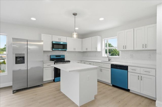 4651 22ND AVENUE N, St Petersburg, FL 33713