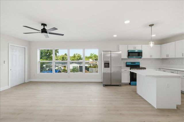 4651 22ND AVENUE N, St Petersburg, FL 33713