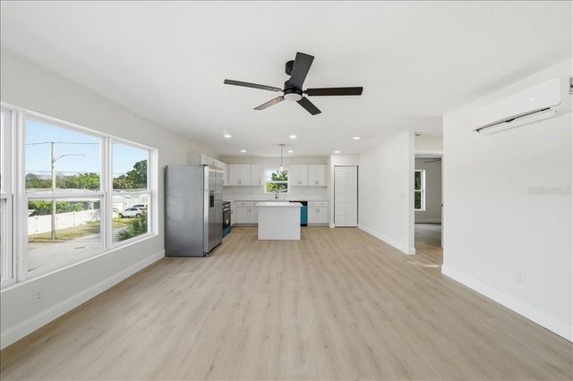 4651 22ND AVENUE N, St Petersburg, FL 33713