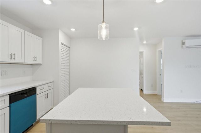 4651 22ND AVENUE N, St Petersburg, FL 33713