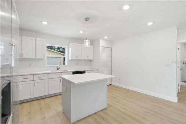 4651 22ND AVENUE N, St Petersburg, FL 33713