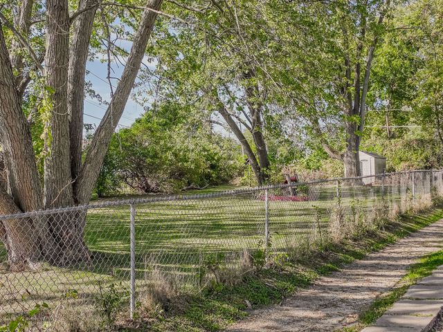 1428 Ardmore Drive, Round Lake Beach, IL 60073