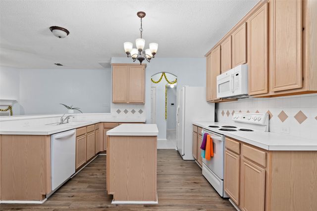 316 Leameadow Drive, Allen, TX 75002