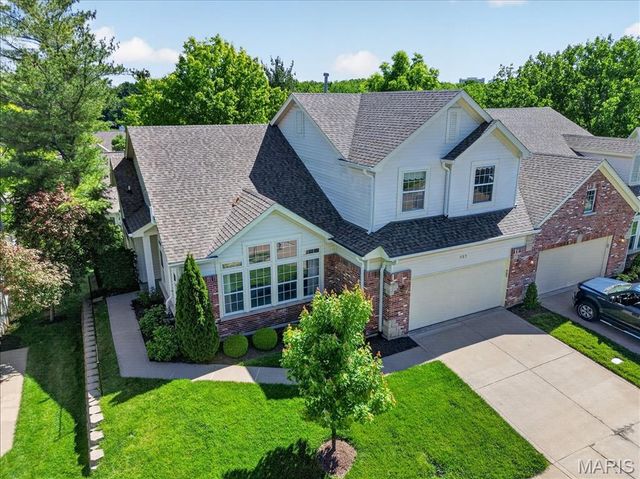 827 Stone Meadow Drive, Chesterfield, MO 63005