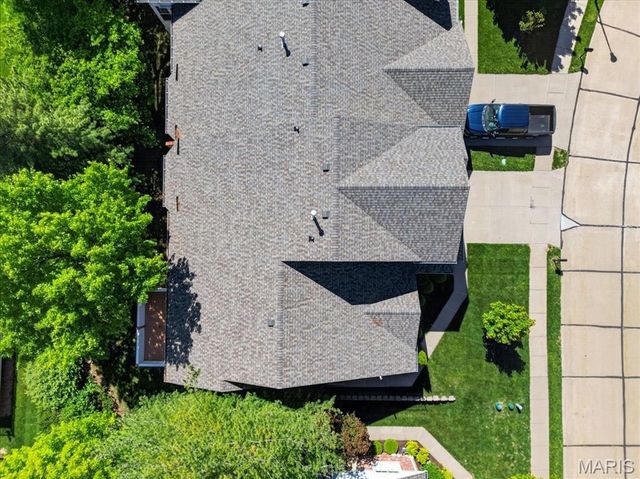 827 Stone Meadow Drive, Chesterfield, MO 63005