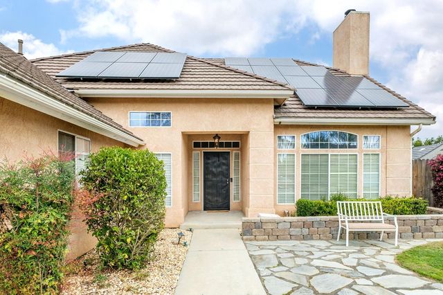 2232 E Jon, Fresno, CA 93720