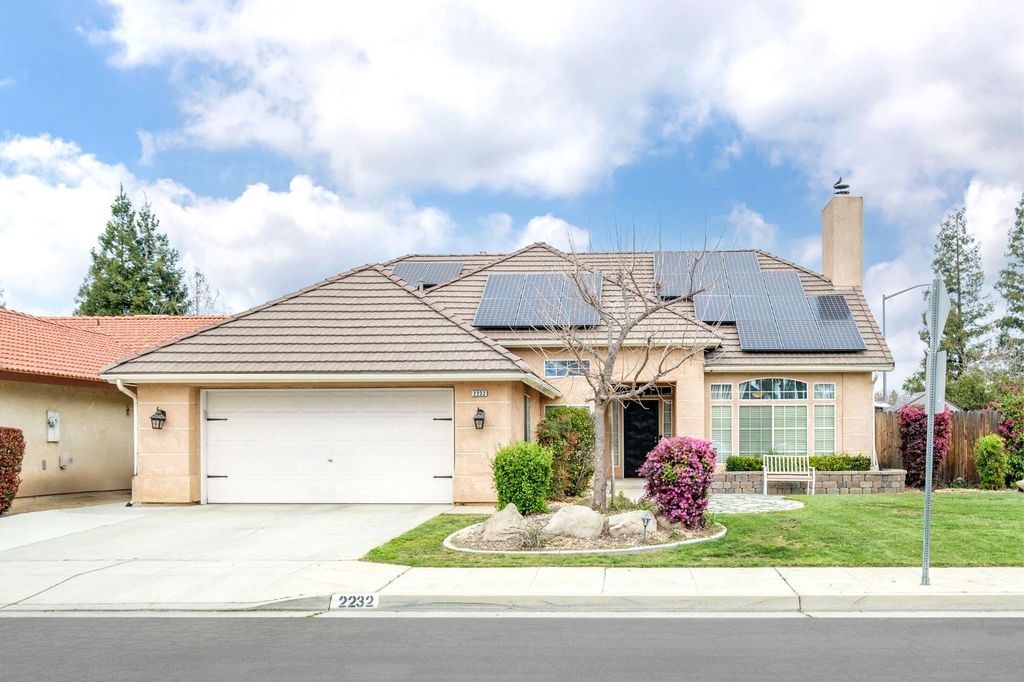 2232 E Jon, Fresno, CA 93720