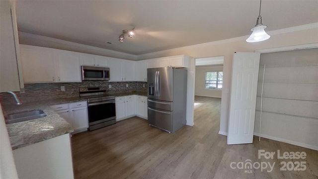 4813 Stowe Derby Drive, Charlotte, NC 28278