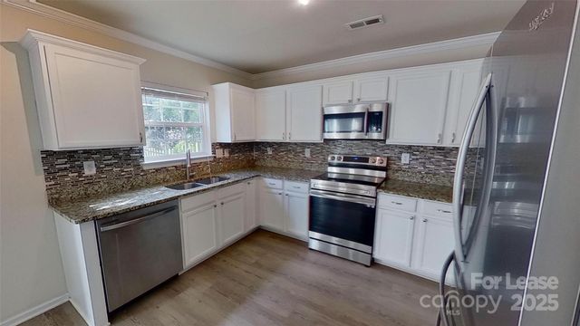 4813 Stowe Derby Drive, Charlotte, NC 28278